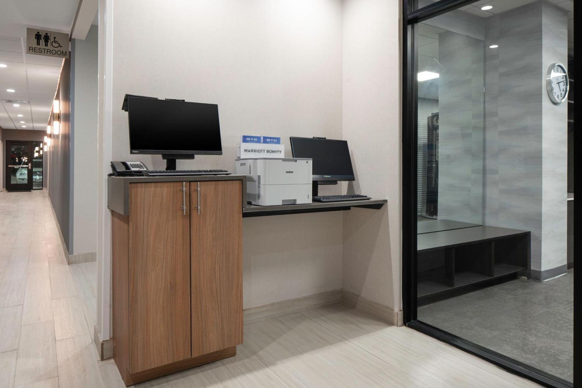 Fairfield Inn & Suites By Marriott Corinth South Denton Area 外观 照片