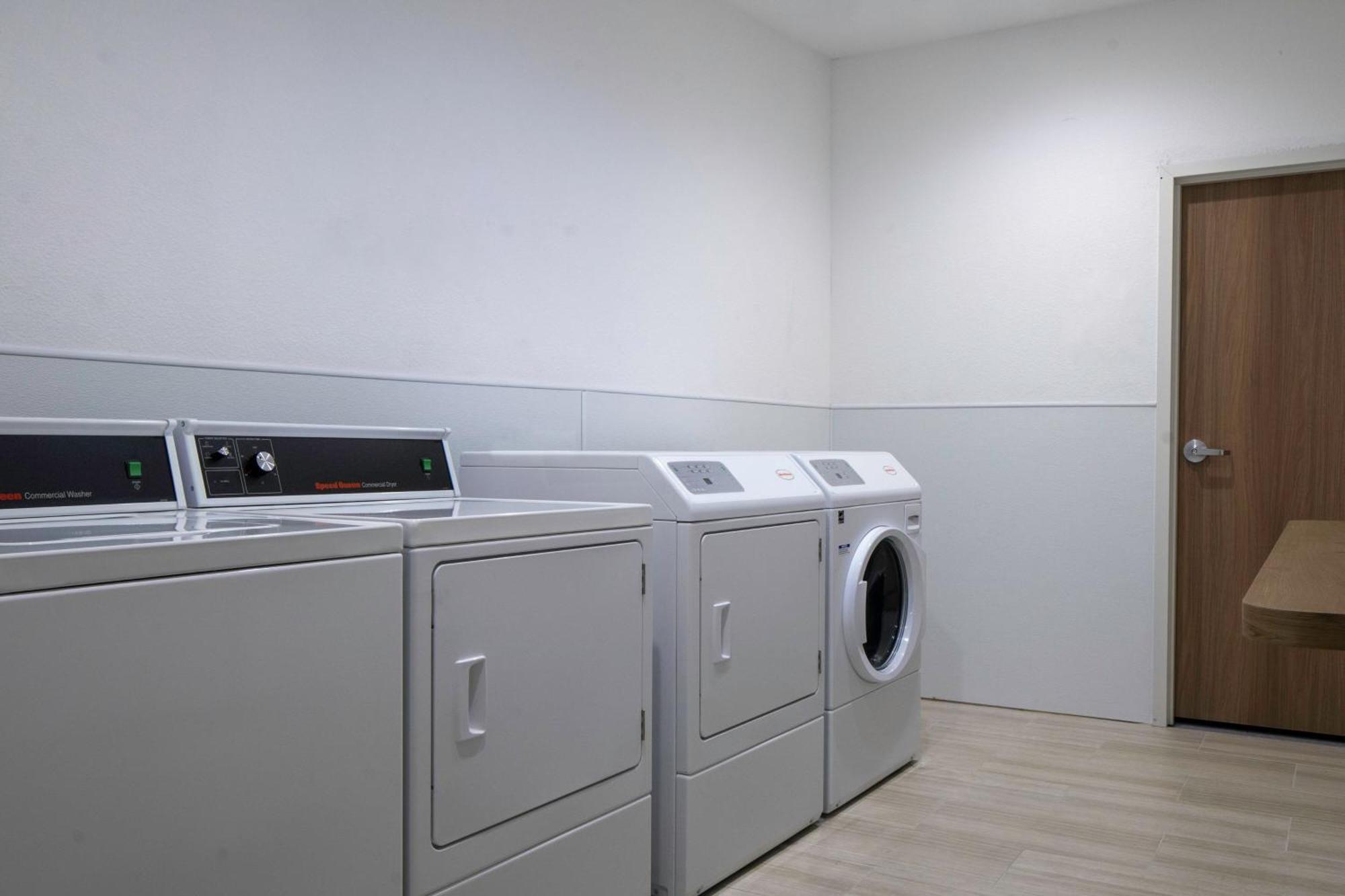 Fairfield Inn & Suites By Marriott Corinth South Denton Area 外观 照片